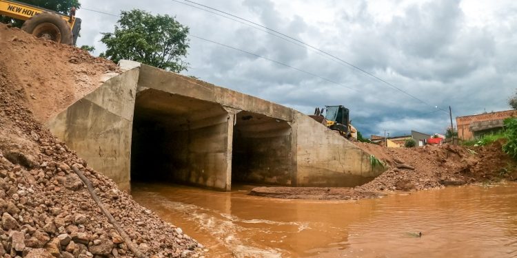 Prefeitura de Jaru conclui construção de galeria na Rua Maranhão e acesso pelo local é liberado