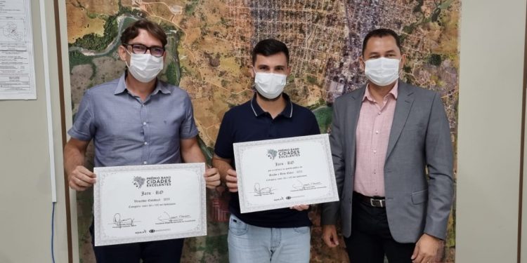 Jaru recebe prêmio Cidades Excelentes promovido pelo grupo Bandeirantes de Televisão