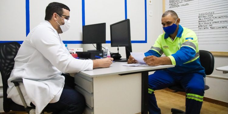 Prefeitura de Jaru leva atendimentos de saúde para servidores da Secretaria de Infraestrutura  