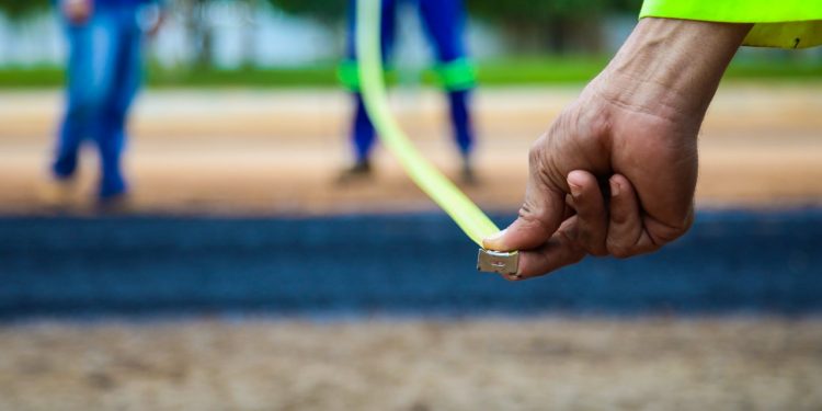 Prefeitura de Jaru abre licitação para contratação de empresa especializada em engenharia para pavimentação asfáltica