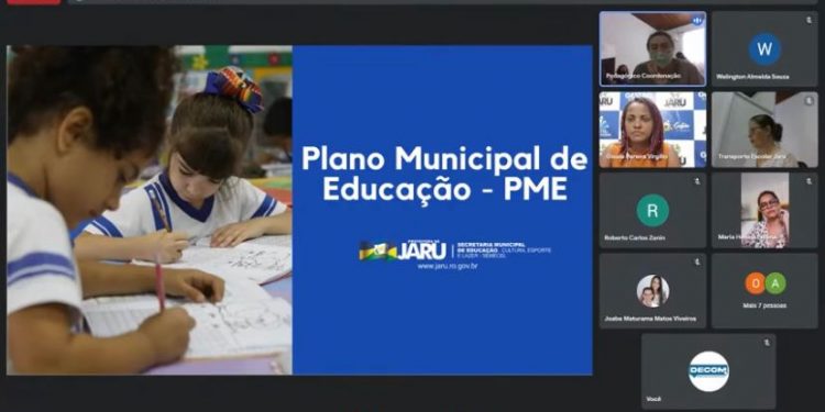 Audiência Pública para apresentação do Plano Municipal de Educação. Parte 2
