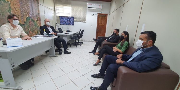 Jaru: Prefeito se reúne com membros da nova diretoria da OAB subseção Jaru