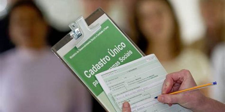 Secretaria de Desenvolvimento Social de Jaru convoca beneficiários para atualização do Cadastro Único