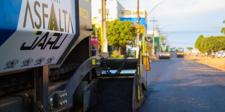 Prefeitura anuncia que cerimônia de inauguração das obras de duplicação e iluminação da Florianópolis será na próxima sexta-feira, 4; investimento foi custeado com recursos destinados pelo deputado federal Lúcio Mosquini