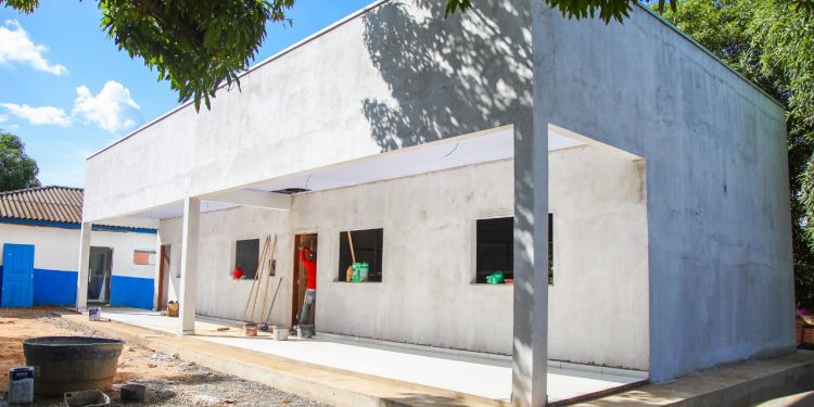 Obras de reforma e ampliação da Escola Gabriel Balmant estão praticamente prontas