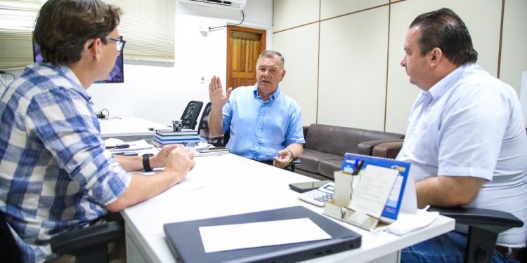 Parceria entre prefeitura de Jaru e deputado Lúcio Mosquini garante investimentos importantes no município; convênios em andamento somam quase R$ 37 milhões