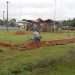 Prefeitura de Jaru trabalha na reconstrução da quadra de areia da praça da baixada
