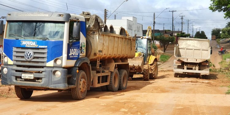 Prefeitura de Jaru inicia os preparativos para pavimentar mais uma galeria