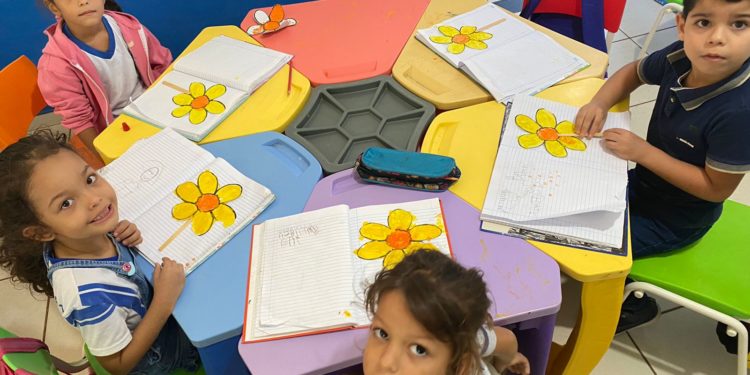 Secretaria Municipal de Educação de Jaru realiza atividades alusivas ao dia nacional de combate exploração de crianças e adolescentes