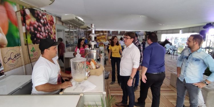 Comitiva jaruense prestigia abertura da 9ª Rondônia Rural Show Internacional 