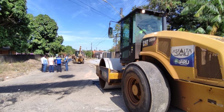 Tarilândia recebe megaoperação Tapa-Buracos; ação atende pedido do vereador Marcão