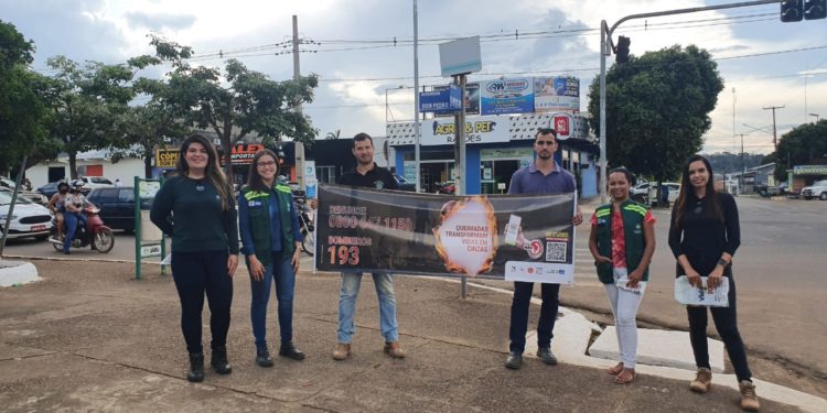 Durante Pit Stop prefeitura de Jaru alerta sobre riscos e consequências das queimadas