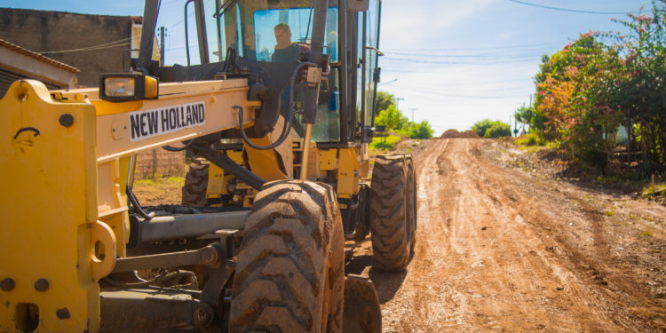 Tchau Poeira: Prefeitura de Jaru e Governo de Rondônia iniciam obras de pavimentação asfáltica no Jardim dos Estados
