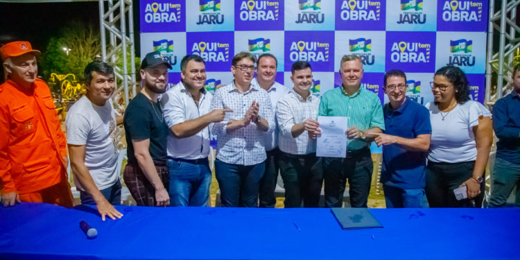 Assinada ordem de serviço para a construção do Feirão do Produtor Rural em Jaru