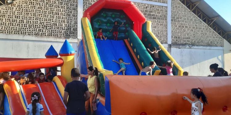 Prefeitura de Jaru realiza Rua de Lazer no distrito de Jaru-Uaru