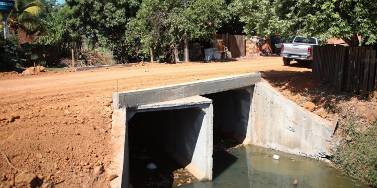Prefeitura de Jaru conclui obras de construção da galeria na Rua São Paulo no setor 05