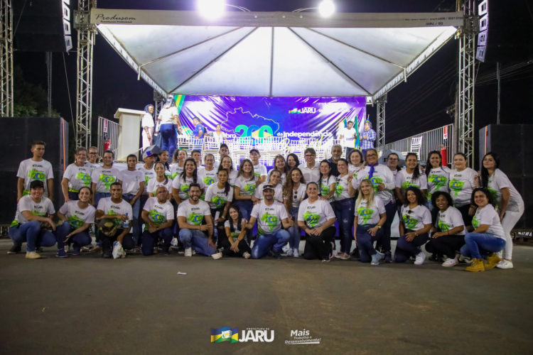Desfile Cívico de 07 de Setembro em Jaru atrai milhares de pessoas