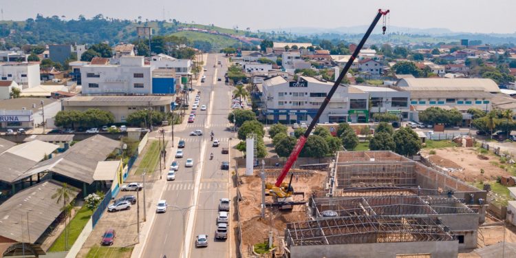 Acompanhe o andamento das obras do Teatro municipal de Jaru 