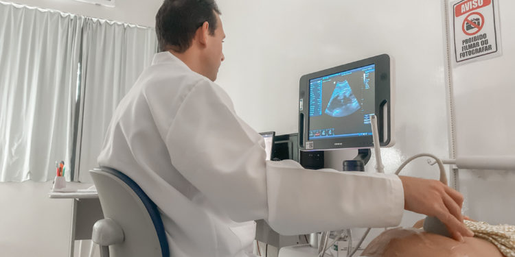 Prefeitura de Jaru garante exames gratuitos de ultrassonografia; somente nesta quarta e quinta-feira foram realizados 50 procedimentos  