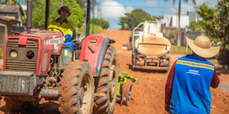 Asfalta Jaru: Rua Rio de Janeiro no setor 02 também será contemplada com asfalto novo