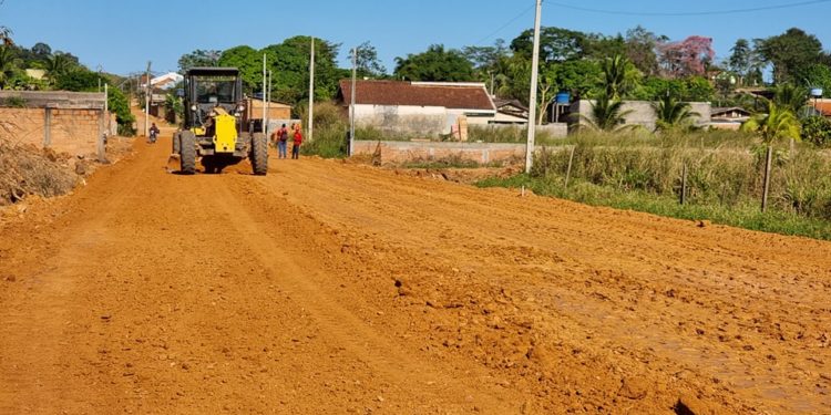O asfalto chegou: Rua Goiás no setor 03 também será beneficiada com asfalto novo