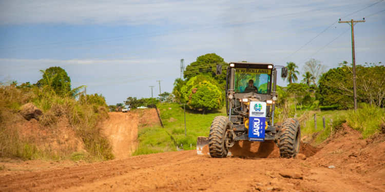 Prefeitura de Jaru realiza patrolamento na Linha 605