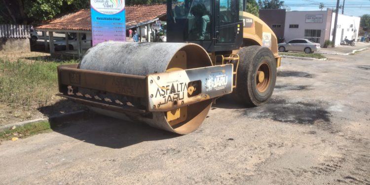 Prefeitura de Jaru realiza operação para recuperação de ruas em Tarilândia