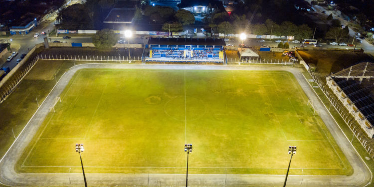 Prefeitura de Jaru inaugura oficialmente nova arquibancada do Estádio Leal Chapelão