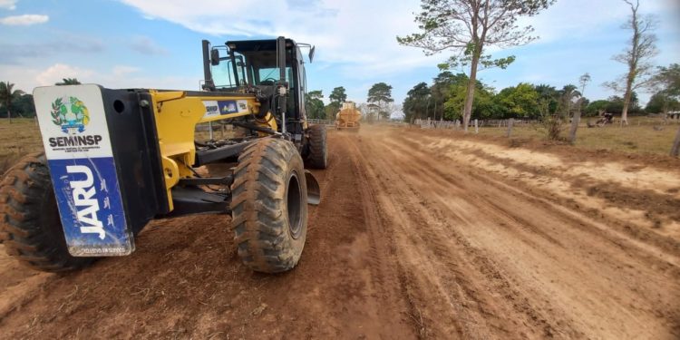 Prefeitura de Jaru conclui patrolamento na Linha 610