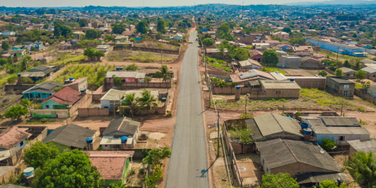 Trecho da Rua Afonso José no setor 07 também é contemplado com pavimentação asfáltica