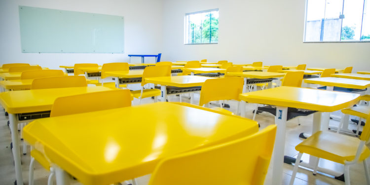 Secretaria de Educação de Jaru convoca candidatos aprovados no processo seletivo