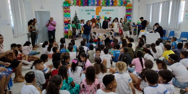 Escola Municipal Maria de Lourdes realiza Festival de Artes e Educação Física