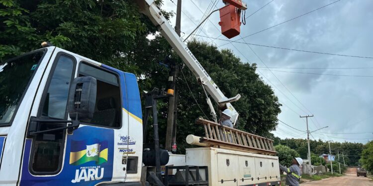 Jaru: Jardim dos Estados e Setor 06 também são contemplados com 100% de lâmpadas de LED