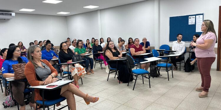 Jaru sedia capacitação do Programa Alfabetização na Idade Certa