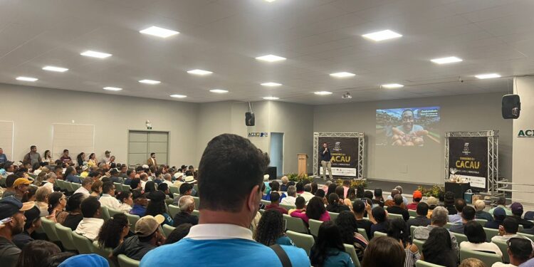 Jaru sedia Seminário do Cacau; evento promovido pelo Sebrae contou com a participação de mais de 230 produtores