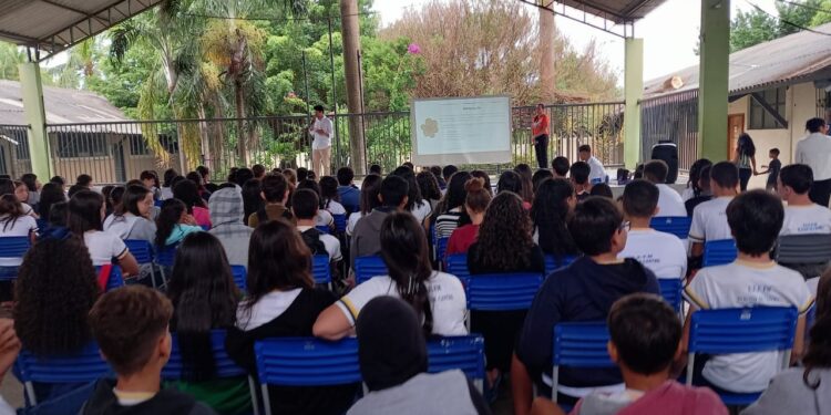 Faça Bonito: Secretaria de Desenvolvimento Social de Jaru intensifica ações de prevenção e combate ao Abuso e Exploração Sexual contra crianças e adolescentes 