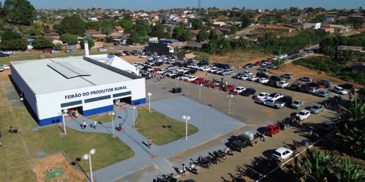 Inaugurado! Funcionamento do Feirão do Produtor Rural em Jaru será todas as quartas das 17h às 21h e aos sábados das 12h às 21h