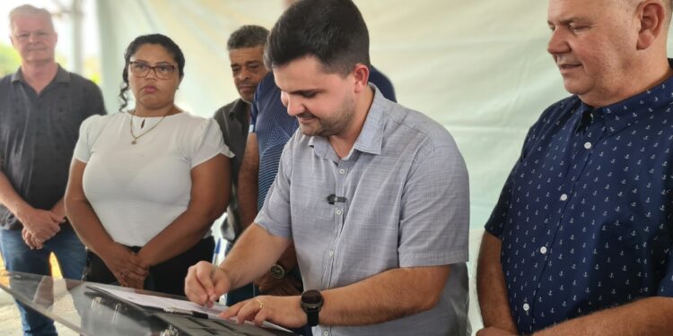 Mais asfalto: Autorizado o início das obras de mais de R$ 16 milhões em pavimentação asfáltica para Jaru