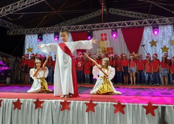 Começa a tradicional Cantata Natalina promovida pela Prefeitura de Jaru