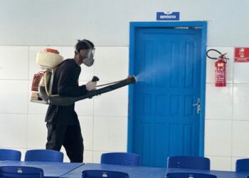 Prefeitura de Jaru promove ação de dedetização nas escolas da rede municipal de ensino