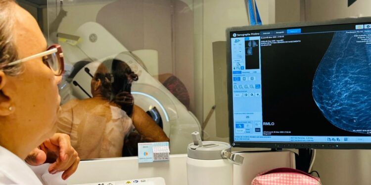 Prevenção: Mais de 400 atendimentos voltados à saúde da mulher foram realizados em Jaru em menos de uma semana