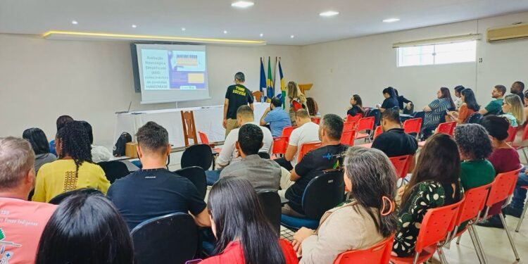 Jaru sedia capacitação sobre descentralização do atendimento a pacientes com Hanseníase