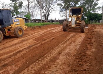 Serviços de patrolamento chegam ao Jardim Novo Estado 2