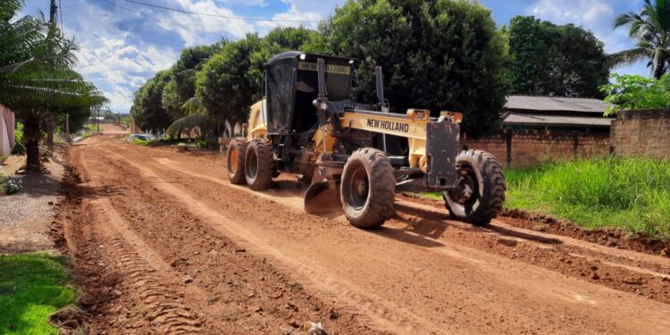 Prefeitura de Jaru segue com recuperação e manutenção de vias urbanas; equipes trabalham no Setor 07 e Setor Industrial