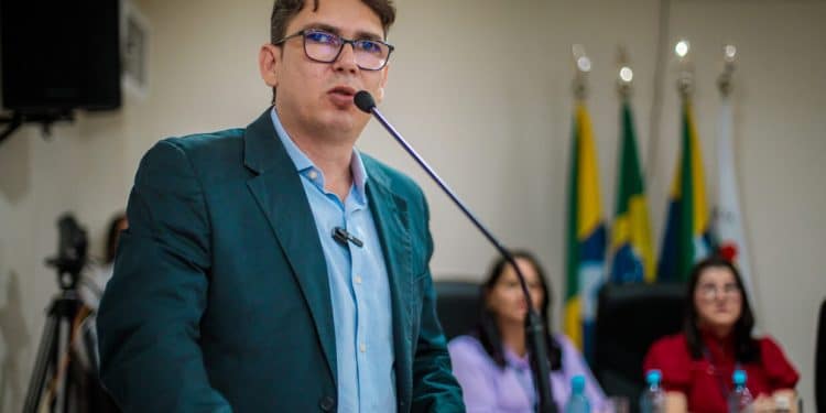 Prefeitura de Jaru concederá reajuste salarial a conselheiros tutelares, que passarão a receber R$ 4 mil
