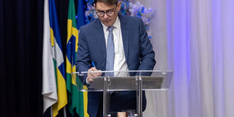 Prefeito Jeverson Lima anuncia implantação de duas bases do Samu; uma em Jaru e outra em Tarilândia