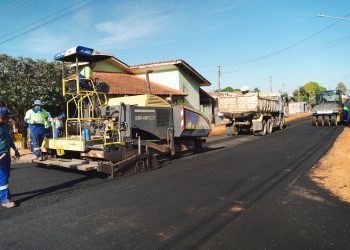 Prefeitura de Jaru conclui pavimentação asfáltica da rua Cândido Portinari, no Setor 07