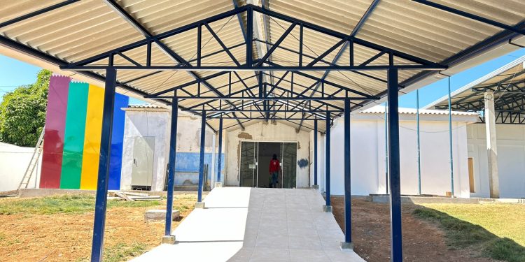 Construção do Centro Educacional de Bom Jesus chega à fase final