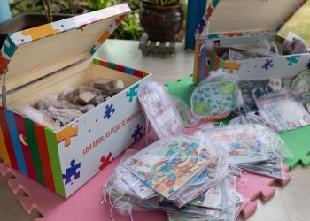 Educação Infantil: Prefeitura de Jaru entrega kit de jogos pedagógicos para a escola Clube de Mães