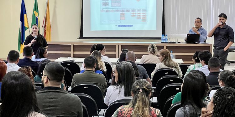 Secretaria de Desenvolvimento Social apresenta Protocolo de Escuta Especializada para atendimento de crianças e adolescentes vítimas ou testemunhas de violência doméstica e familiar